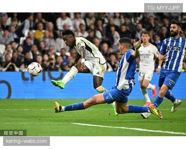 国家德比半场战报:皇马1-1巴萨,维尼修斯与费尔明分别破门